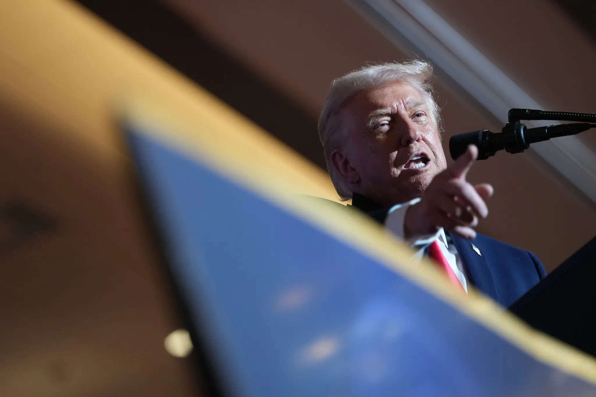 Трамп замість економіки знову грає на ксенофобії: що показав виступ у Пенсильванії